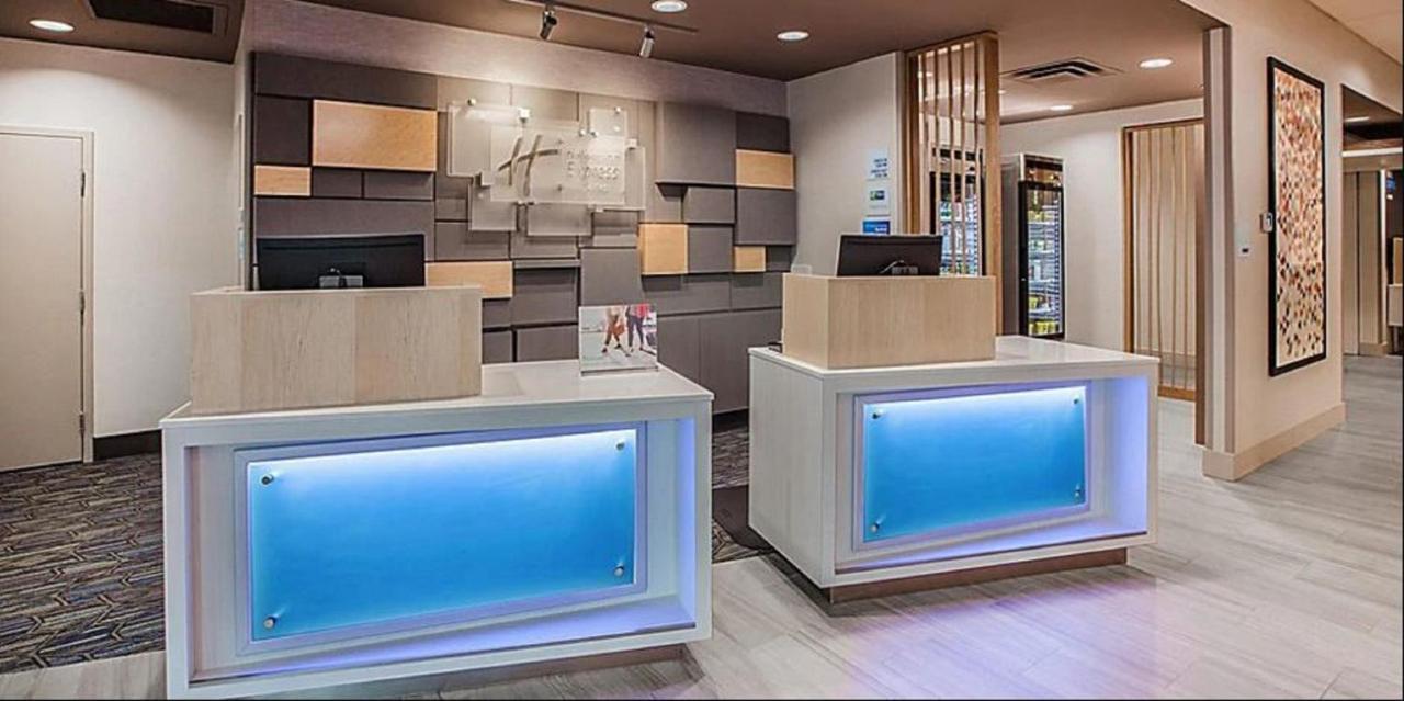 Express & - Southwest I-81 By Ihg Hotel