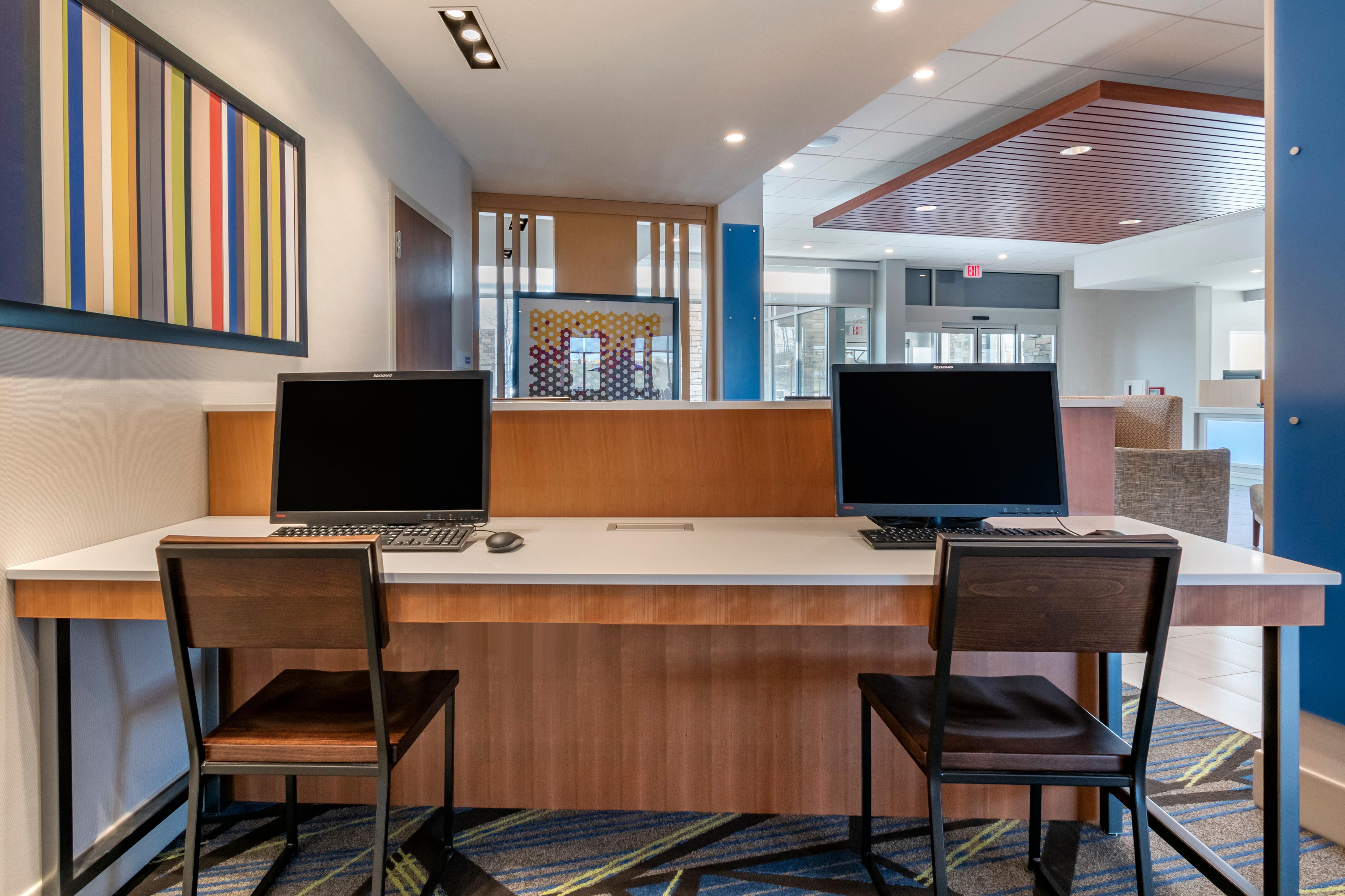 Hotel Express & - Southwest I-81 By Ihg Carlisle
